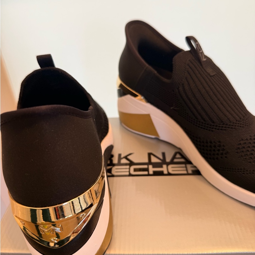 Skechers Black Panel with Gold Branding Mark Nason